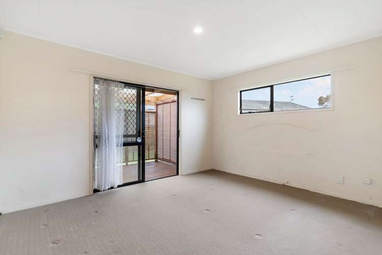 32 Aviemore Drive Highland Park_9