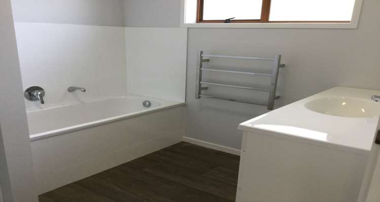 7 Maryland Street Point Chevalier_15