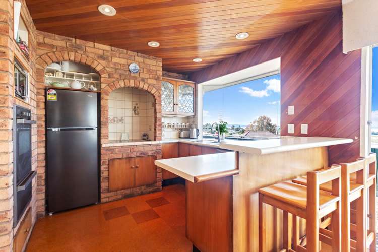 2 Wakeling Avenue Te Atatu South_9