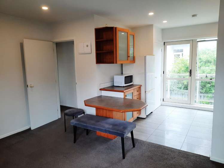 10/M Sylvan Ave East 1728_2