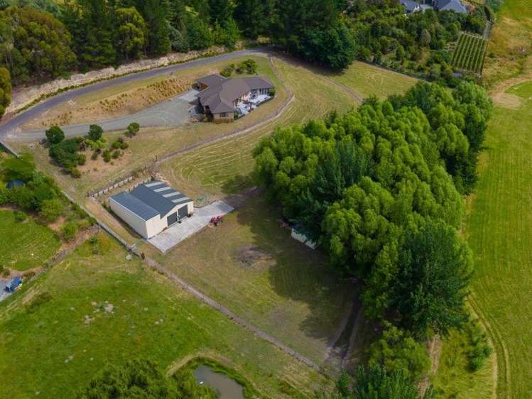 402 Ben Morven Road Fairhall_4