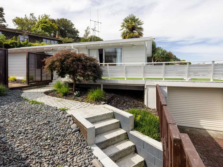 28 Rothesay Place Dinsdale_0