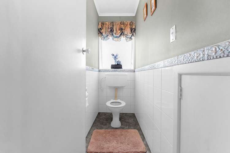 6 Youngs Road Papakura_16