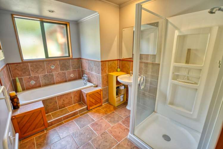 2A Golden Sands Road Barrytown_17