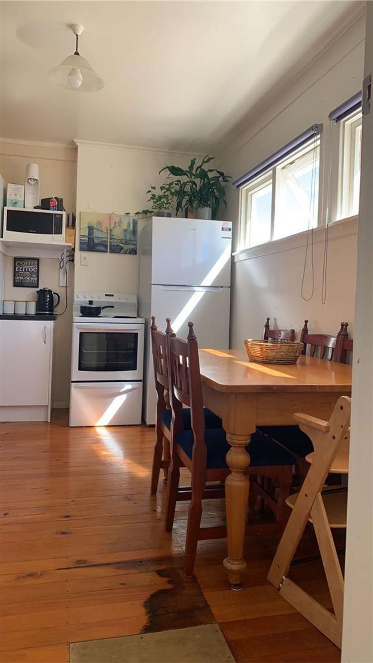 Two Bedroom Apartment in Westown 3