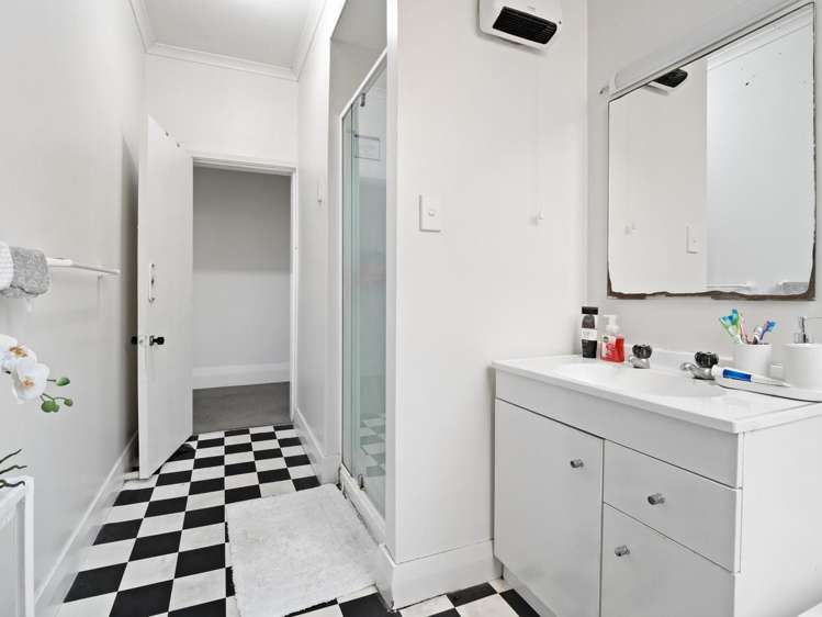 11 Elder Street Dunedin Central_17