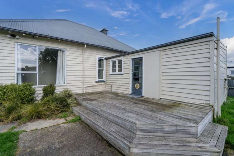 12 Avenal Street Avenal_30