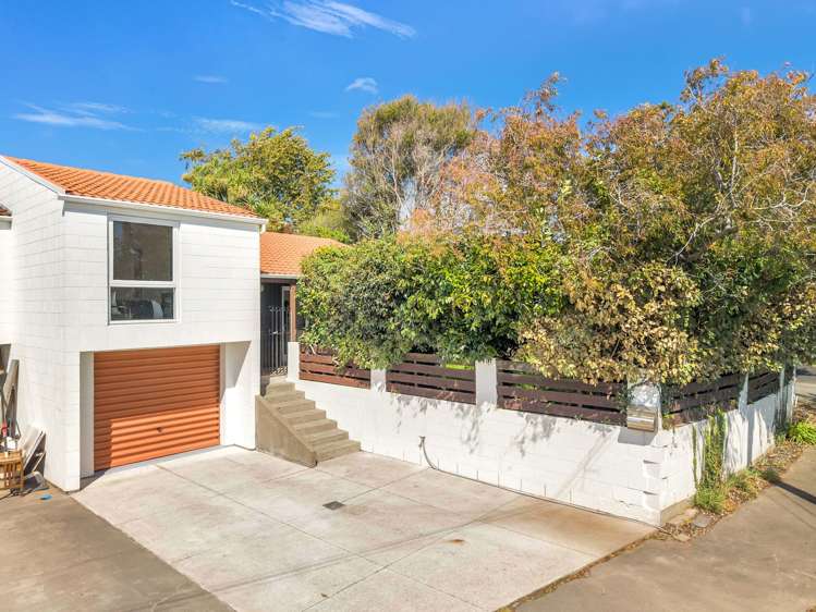 1/12 Deloraine Street Somerfield_31