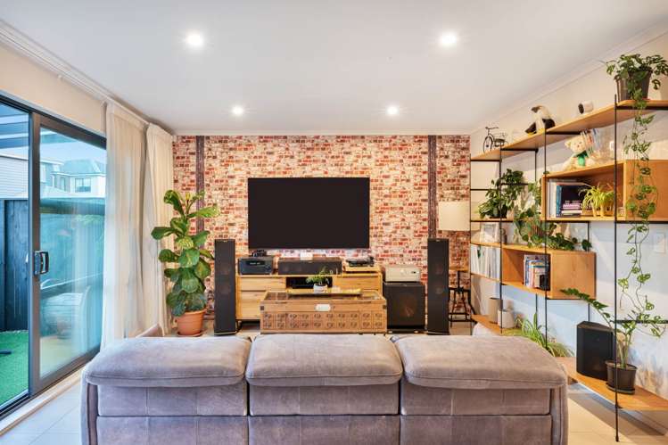 8 Gilbert Hall Way Swanson_9