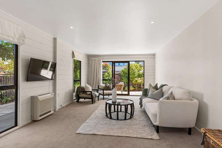 115E Merivale Lane_3