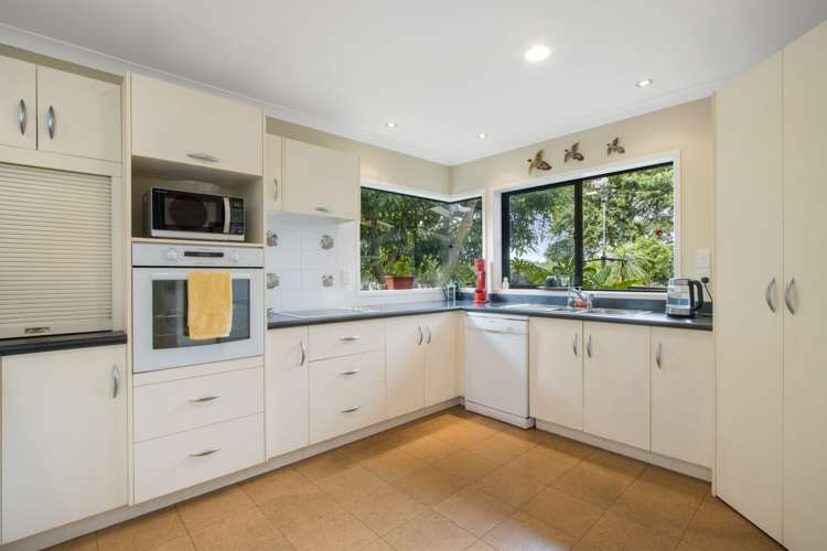 8 Bransley Grove Katikati_6