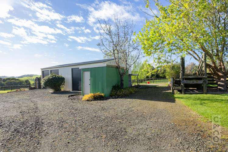 1224 State Highway 16 Waimauku_12
