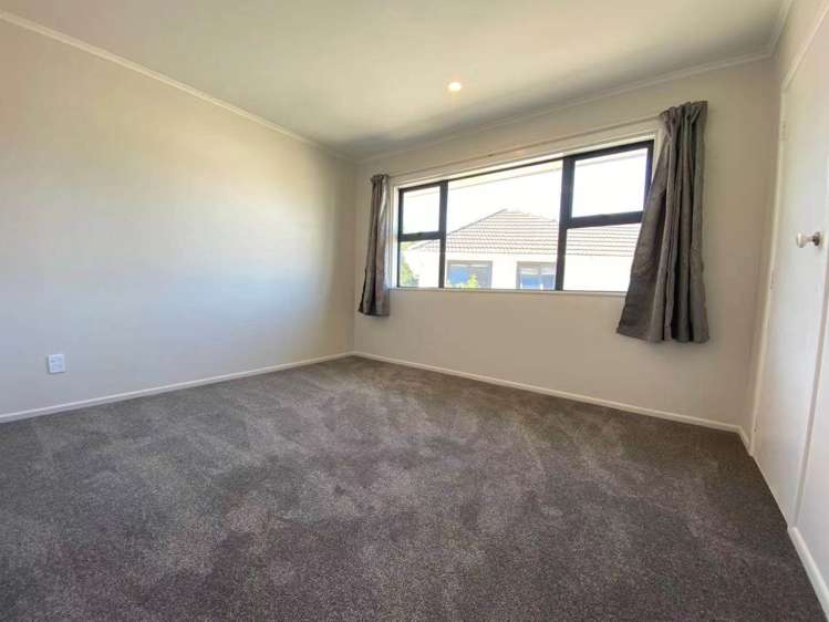 20 Williams Crescent Otara_5