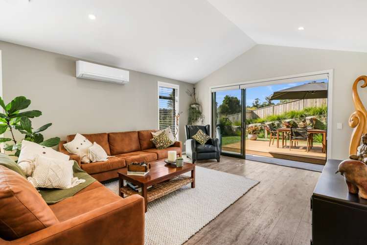 87 Pakanga Grove Pyes Pa_3