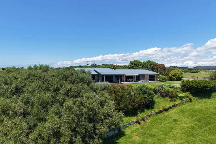 70 Walu Lane Matapouri_36
