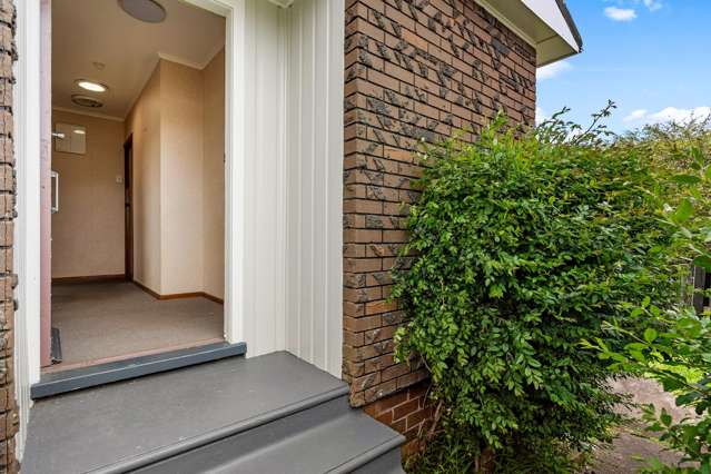 34 Williams Crescent Otara_2