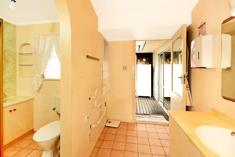 32 Sunnyhaven Avenue Beach Haven_10