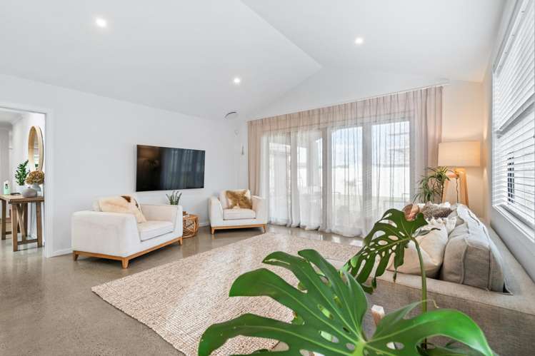 24 Matariki Drive One Tree Point_6