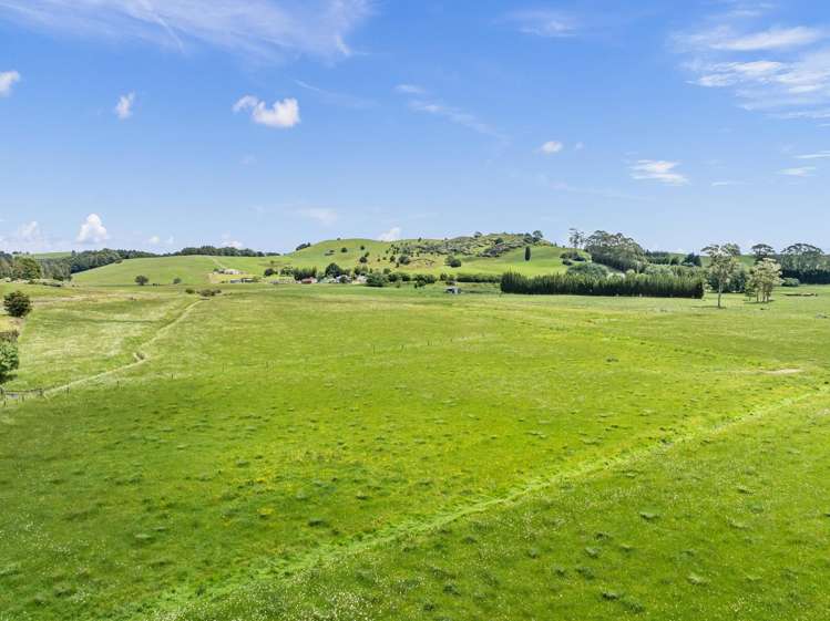 6496 State Highway 1 Pakaraka_10