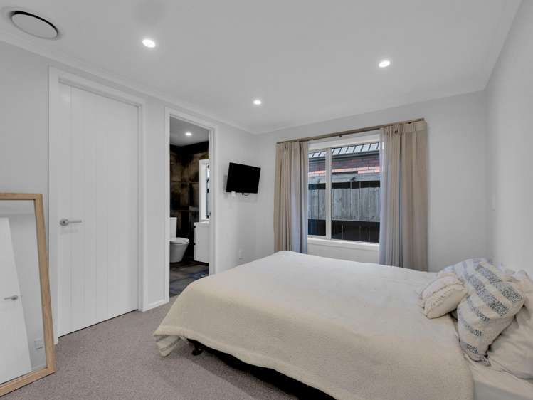 32 Earp Crescent Chartwell_9