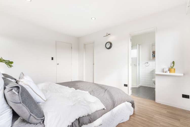 15/22 Northcross Drive Oteha_8