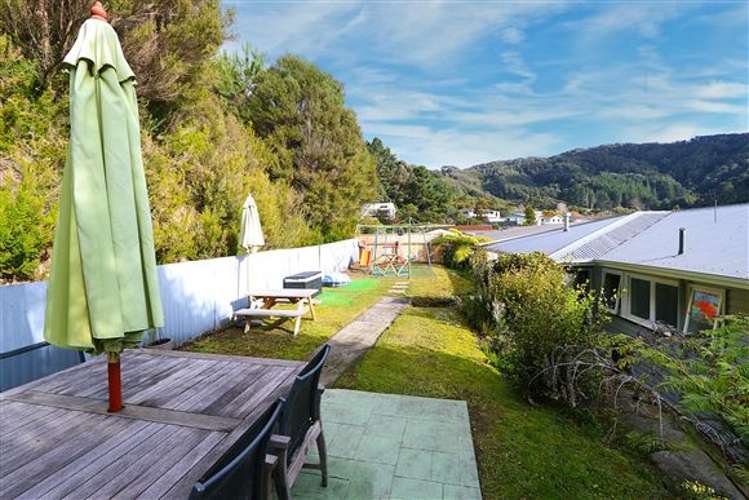 41 Holland Street Wainuiomata_17