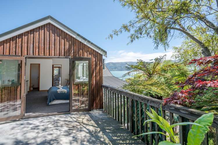 19 Settlers Hill Akaroa_15