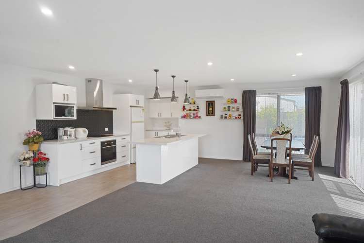 14 Colin Laloli Place Wigram_11