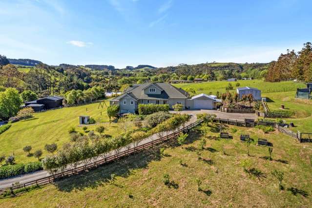 913 Peak Road Helensville_1