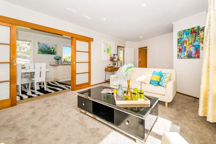 1/11 Ngatoa Place Glenfield_8