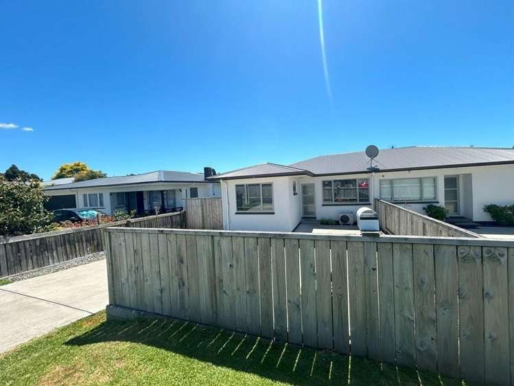 233B Boucher Avenue_0