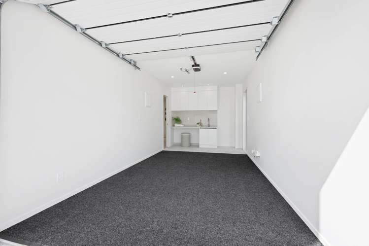 12B Butley Drive Farm Cove_42