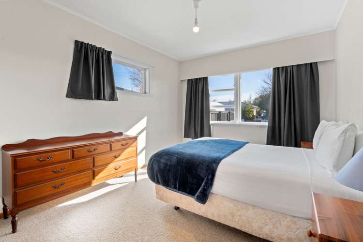 6 Hobson Place Solway_11