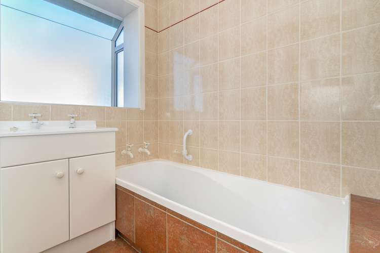 7 Spiers Road Halfway Bush_13