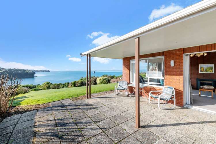 2/1017 Whangaparaoa Road Tindalls Beach_7