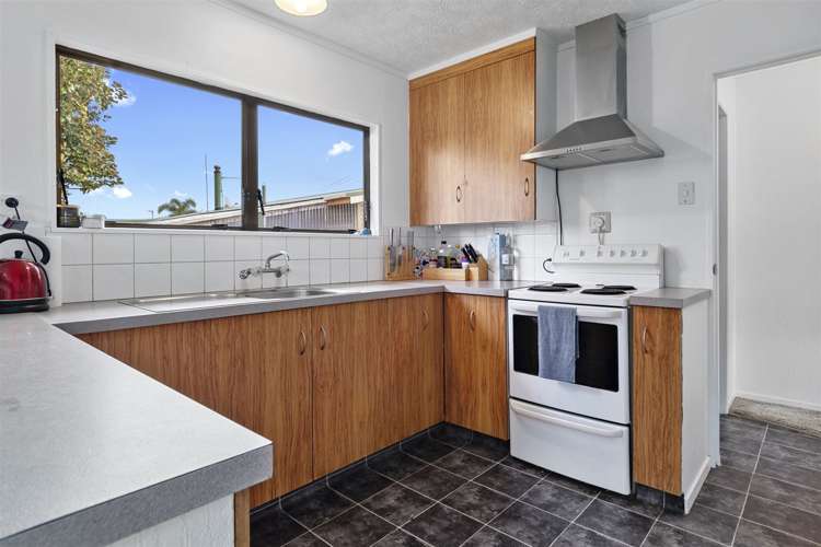 2/72 Ohauiti Road Hairini_11