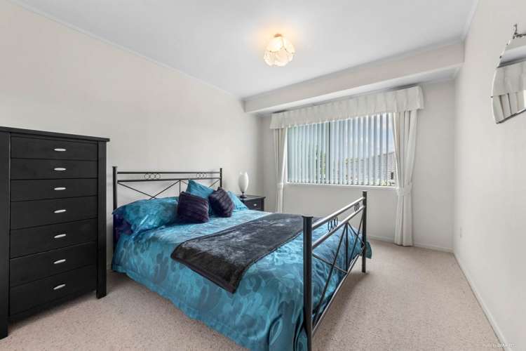 15 Wairata Place Te Atatu South_12