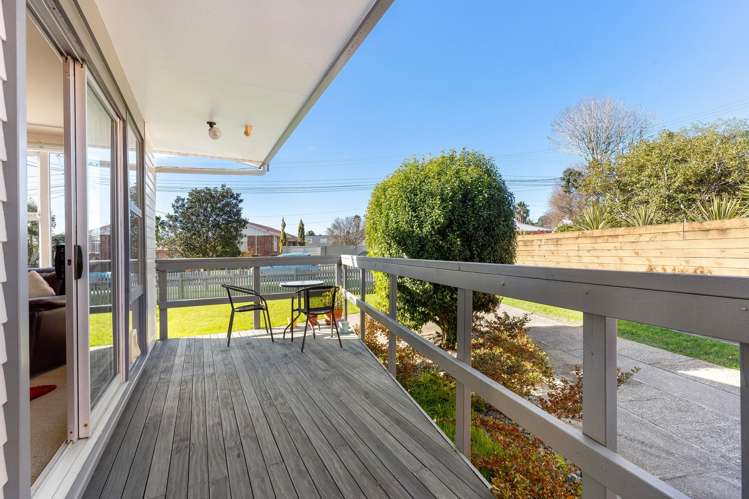 46 Aeroview Drive Beach Haven_3