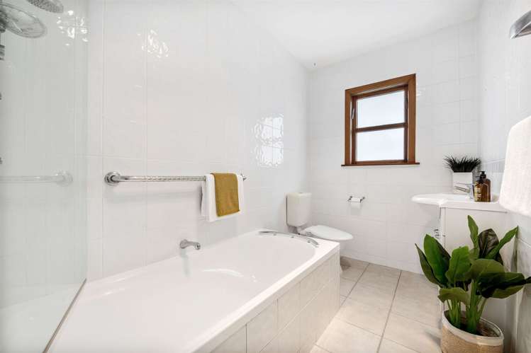 1/130 Edmonton Road Te Atatu South_9