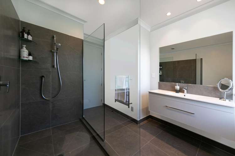 23 Cassidy Drive Orewa_14