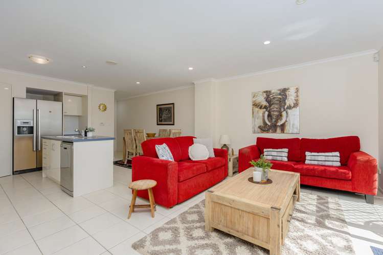 77 Nautilus Drive Gulf Harbour_9