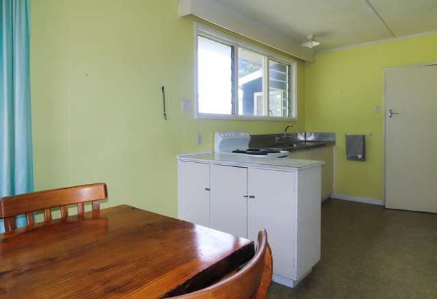 14 Crampton Road Reefton_2