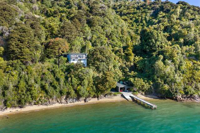 Sun, sea and seclusion on the Golden Mile