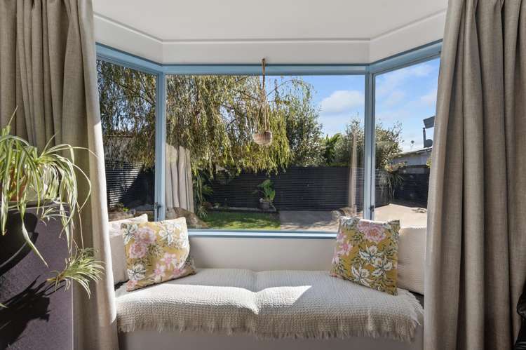 2/237 Georges Drive Napier South_7