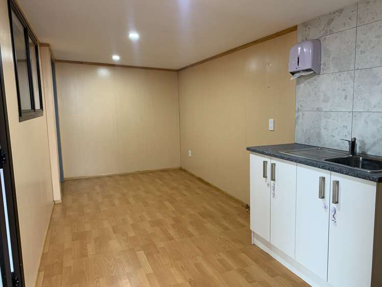 2/136 Coronation Road Papatoetoe_6