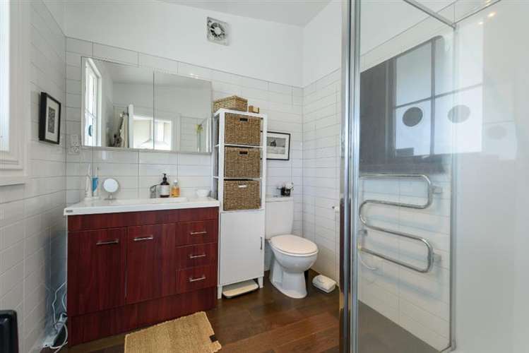 61 Te Wharepouri Street Berhampore_2