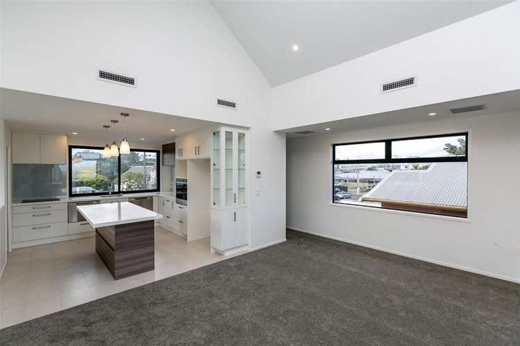 39 Buller Street New Plymouth Central_8