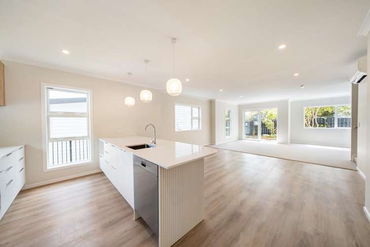 70B Heretaunga Square Silverstream_8