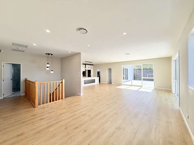 4 Silverhill Lane Silverdale_1