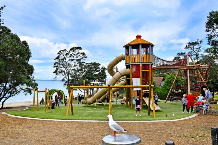 3/240 Hurstmere Road Takapuna_15